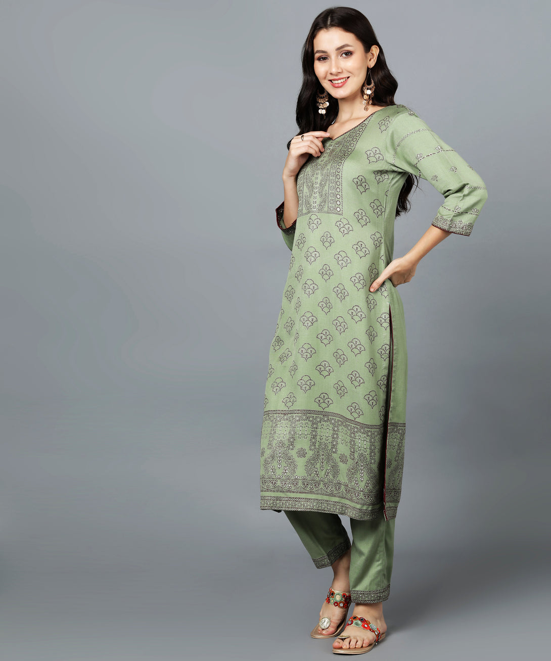 Jayri Women's Woolen Unstitched Kurta & Palazzo Zari Design Suit Material with Shawl/Stole for Winter Pastel Green