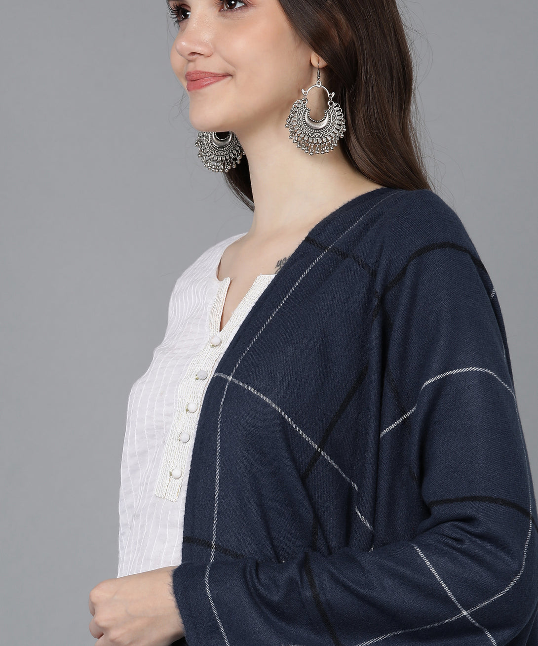 Jayri 100% Soft Woolen Women's Stole Winter Round Stoles, Black